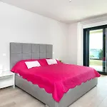 度假居 Awesome In 斯里马