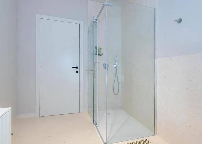 Beautiful In * Срима